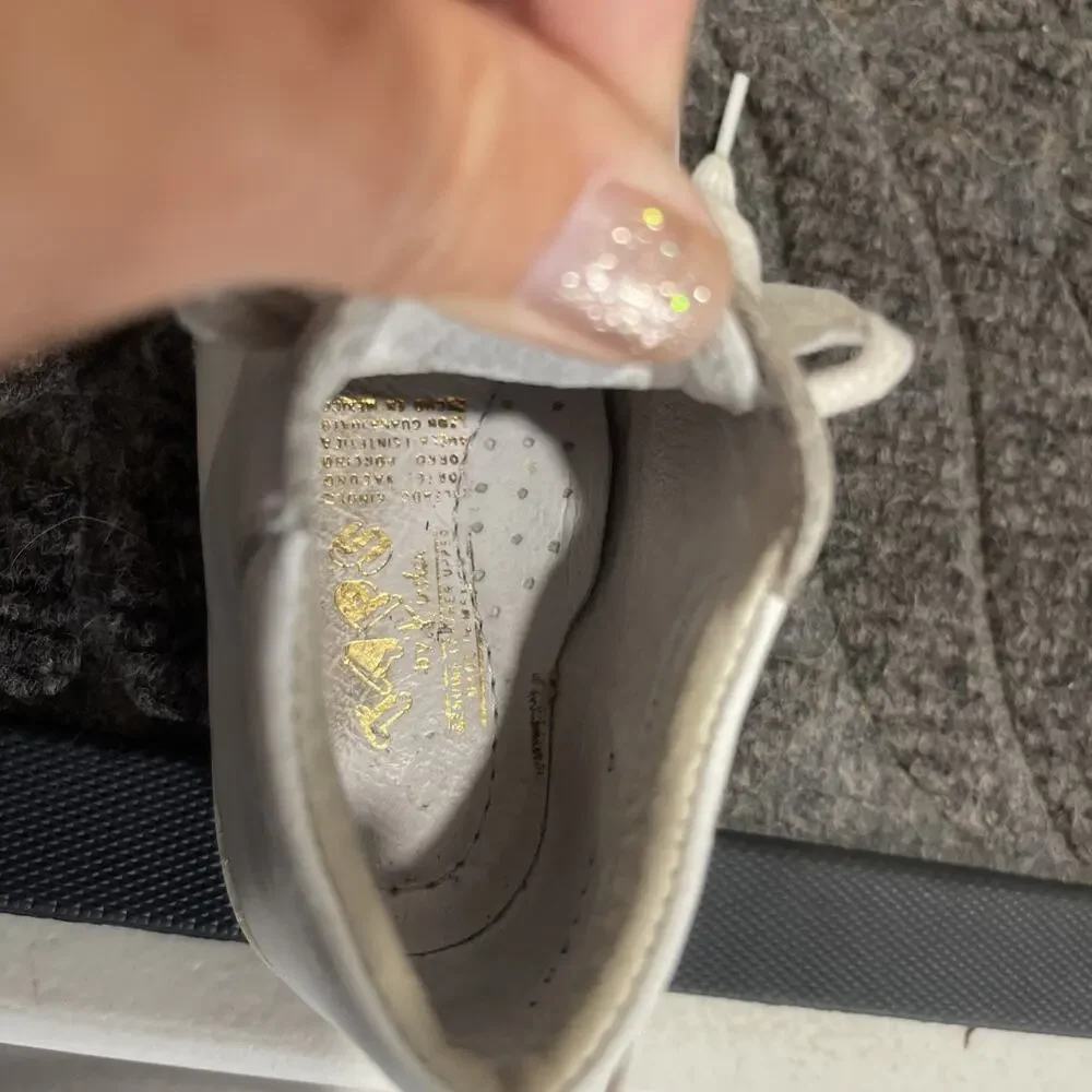 Taps By Kinder Leather Shoes Size 5.5